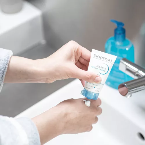 Bioderma Atoderm kéz és körömápoló krém 50ml