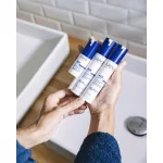 Uriage Age Lift ránctalanító és feszesítő nappali arckrém normál és száraz bőrre 40ml