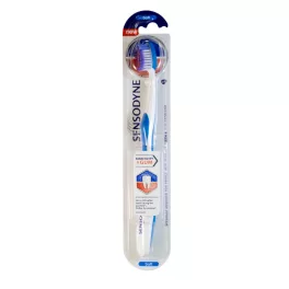 Sensodyne Sensitivity & Gum Soft fogkefe